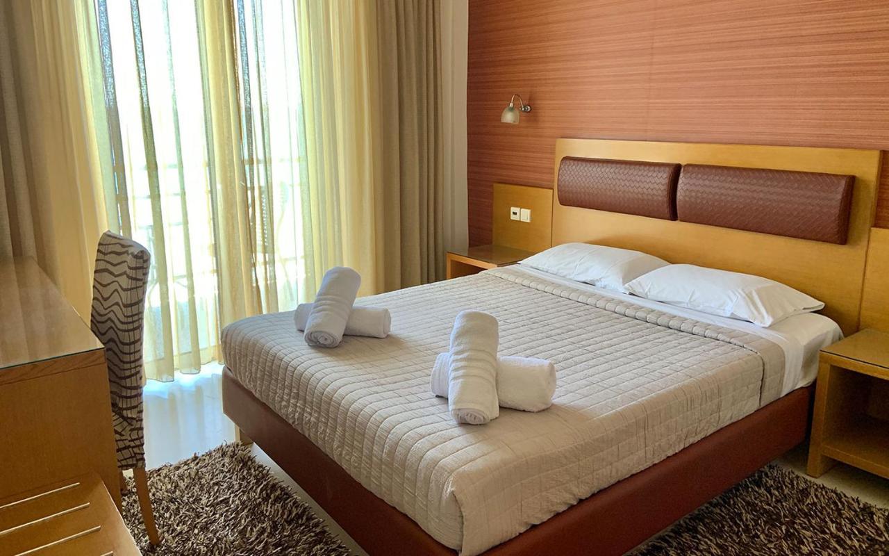 Hotel Flisvos Καλαμάτα Εξωτερικό φωτογραφία