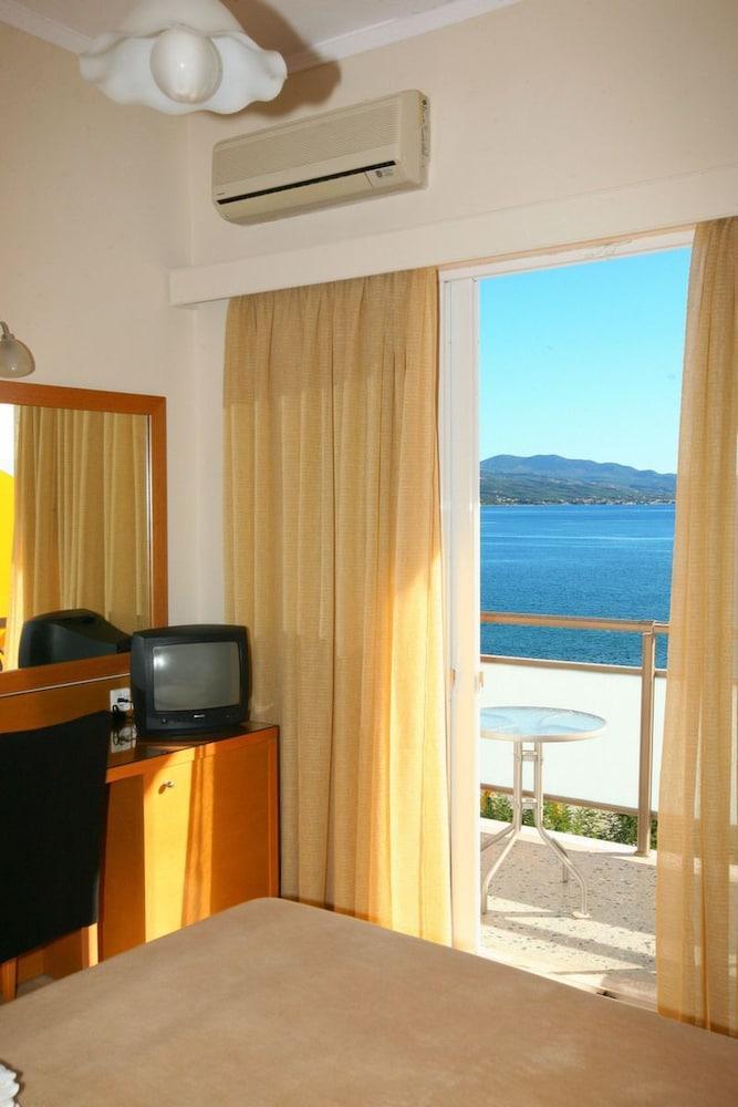 Hotel Flisvos Καλαμάτα Εξωτερικό φωτογραφία